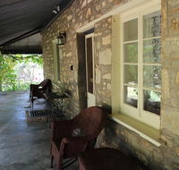 Hillside Cottage - Kingaroy Accommodation