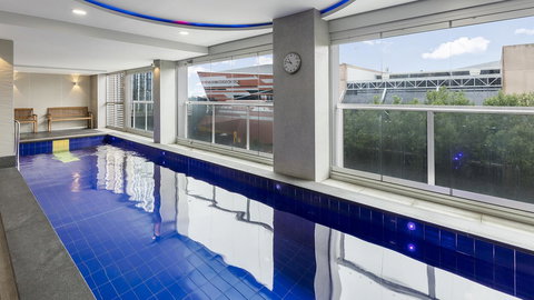 Oaks Adelaide Embassy Suites - Kingaroy Accommodation 7