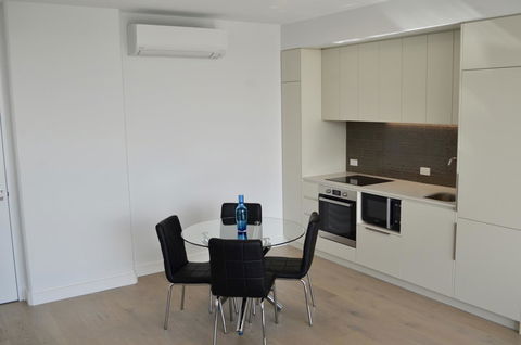 Whitmore SQ - Kingaroy Accommodation 6