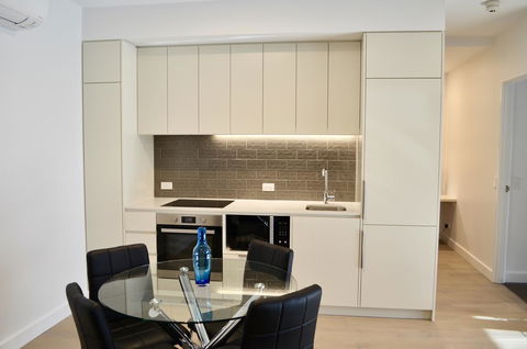 Whitmore SQ - Kingaroy Accommodation 4