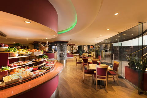 Stamford Plaza Adelaide - Kingaroy Accommodation 3