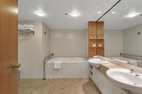 Stamford Plaza Adelaide - Kingaroy Accommodation 29