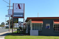 Book West Wyalong Accommodation Vacations Kingaroy Accommodation Kingaroy Accommodation