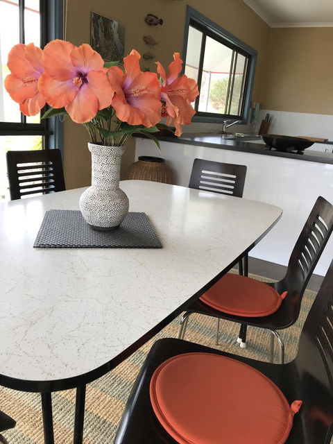 Kestrel Downs - Kingaroy Accommodation 6