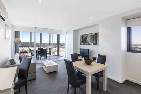 IStay Precinct Adelaide - Kingaroy Accommodation 11