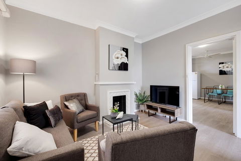 Cute And Cosy - Events, Workers, Getaways - Kingaroy Accommodation 8