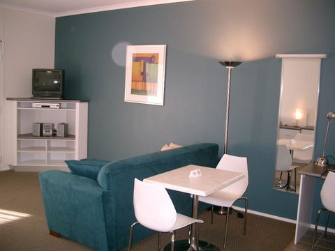 McLaren Vale Motel & Apartments - Kingaroy Accommodation 9