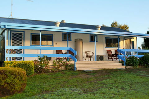 Baudin Beach Apartments - Kingaroy Accommodation 3