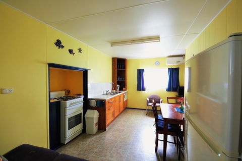 Baudin Beach Apartments - Kingaroy Accommodation 8