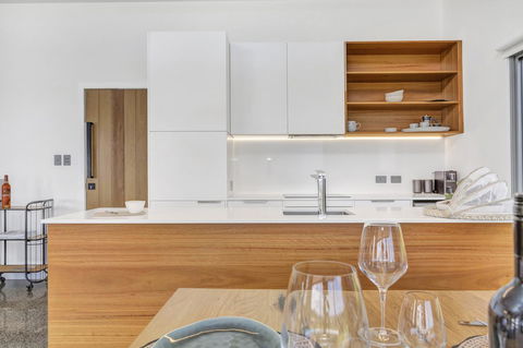 Shadow Creek McLaren Vale - Kingaroy Accommodation 1