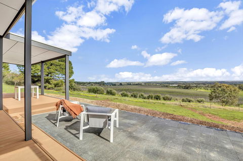 Shadow Creek McLaren Vale - Kingaroy Accommodation 18
