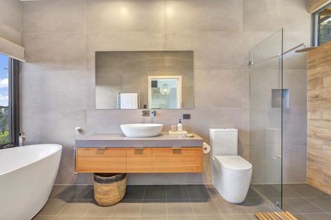 Shadow Creek McLaren Vale - Kingaroy Accommodation 16