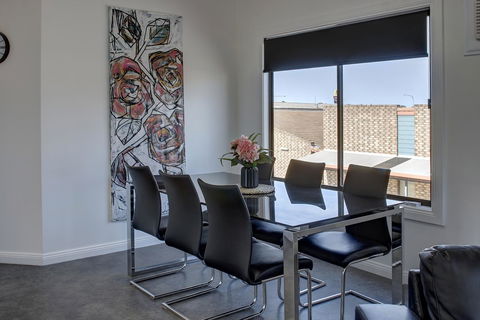 Aart Apartments - Kingaroy Accommodation 20