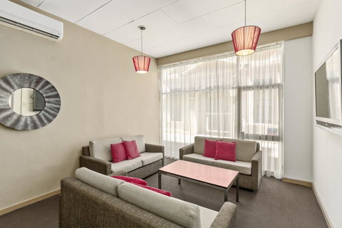 Adelaide Paringa - Kingaroy Accommodation 17