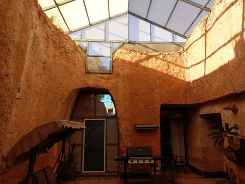 Zen Underground B&B - Kingaroy Accommodation 8