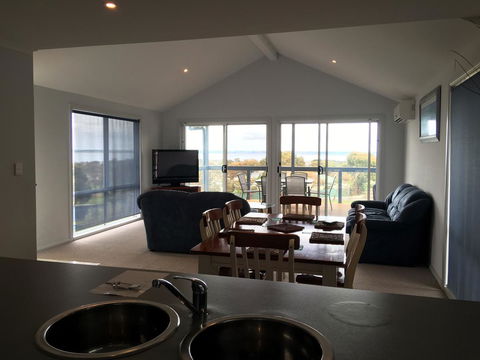 Kangaroo Island Bayview Villas - Kingaroy Accommodation 16