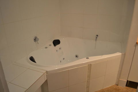 Tin House In Tanunda - Kingaroy Accommodation 6