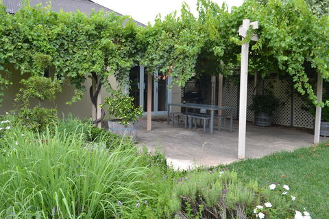 Tin House In Tanunda - Kingaroy Accommodation 9