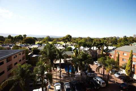 Comfort Hotel Adelaide Meridien - Kingaroy Accommodation 2