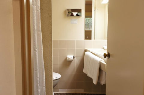 Comfort Hotel Adelaide Meridien - Kingaroy Accommodation 10