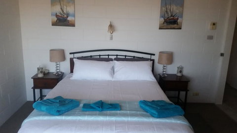 Wallaroo Sunset Home - Kingaroy Accommodation 24