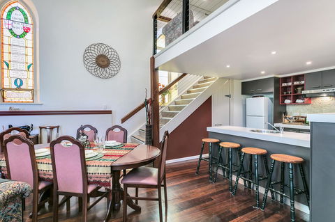 \'THE CHURCH\' Guest Home, Gawler Barossa Region - Kingaroy Accommodation 2