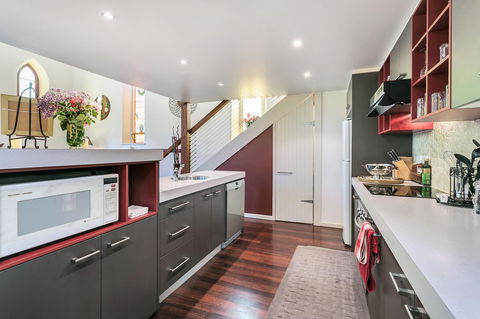 \'THE CHURCH\' Guest Home, Gawler Barossa Region - Kingaroy Accommodation 3
