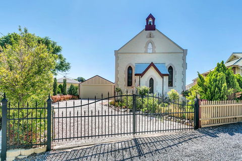 \'THE CHURCH\' Guest Home, Gawler Barossa Region - Kingaroy Accommodation 0