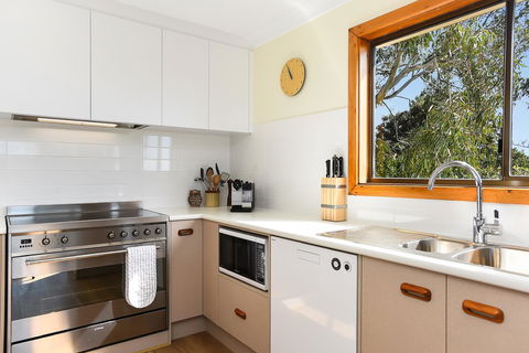 Port Of Call - Port Willunga - C21 SouthCoast Holidays - Kingaroy Accommodation 7