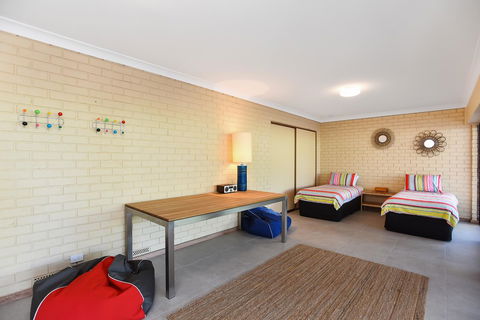 Port Of Call - Port Willunga - C21 SouthCoast Holidays - Kingaroy Accommodation 21