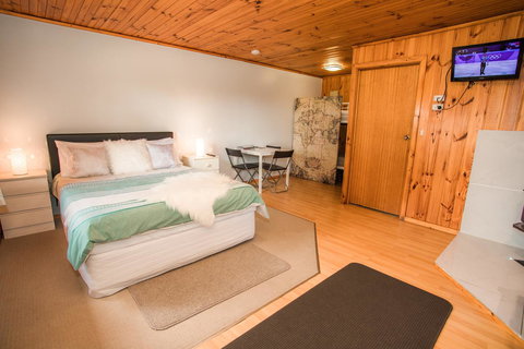 Seppelts View Cabins - Kingaroy Accommodation 21