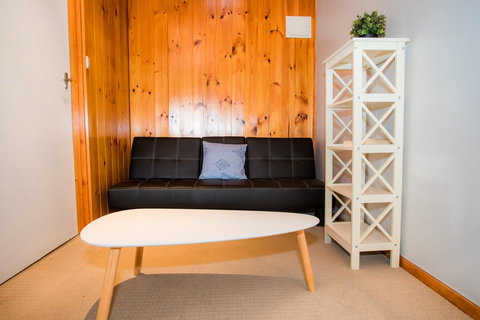 Seppelts View Cabins - Kingaroy Accommodation 4