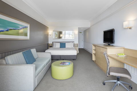 Crowne Plaza Terrigal Pacific, An IHG Hotel - Kingaroy Accommodation 2