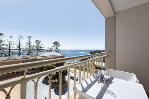 Crowne Plaza Terrigal Pacific, An IHG Hotel - Kingaroy Accommodation 5