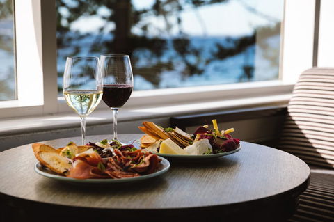 Crowne Plaza Terrigal Pacific, An IHG Hotel - Kingaroy Accommodation 11