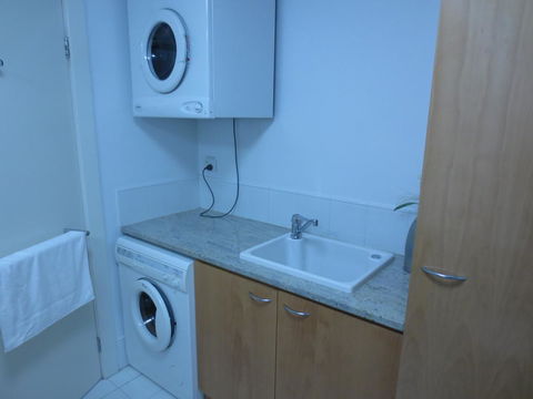 Lights Landing Apartments - Kingaroy Accommodation 10