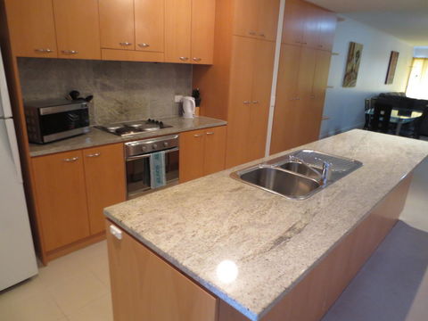 Lights Landing Apartments - Kingaroy Accommodation 21