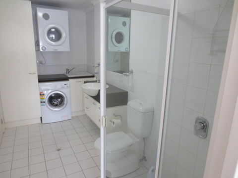 Lights Landing Apartments - Kingaroy Accommodation 36