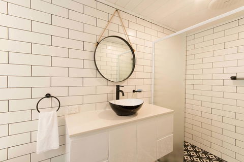 The Manor Basket Range - Kingaroy Accommodation 8