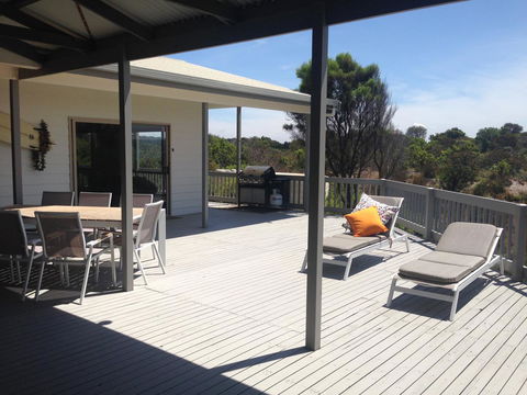 White Sands Holiday Retreat - Kingaroy Accommodation 9