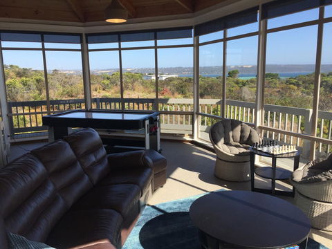 White Sands Holiday Retreat - Kingaroy Accommodation 18