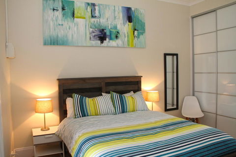 Smugglers Inn Studio Apartments - Kingaroy Accommodation 12