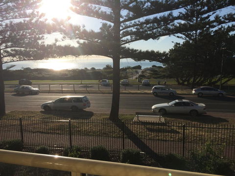 Adelaide - Semaphore Beach Front - Kingaroy Accommodation 8