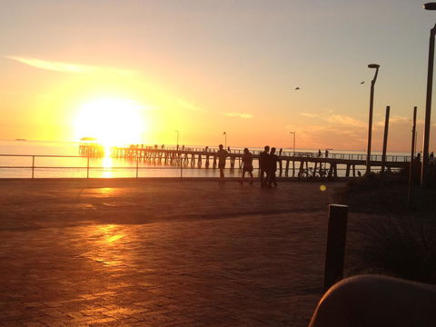Adelaide - Semaphore Beach Front - Kingaroy Accommodation 6
