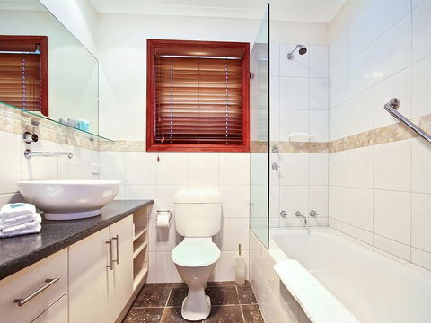 Wine And Roses Bed And Breakfast - Kingaroy Accommodation 1