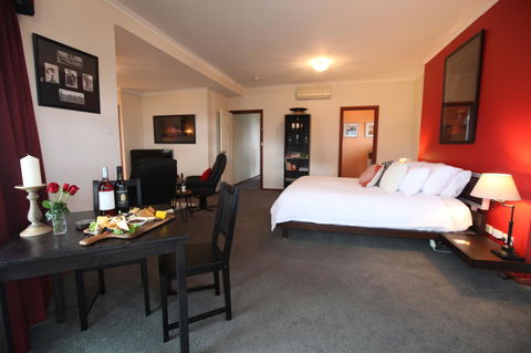 Wine And Roses Bed And Breakfast - Kingaroy Accommodation 31