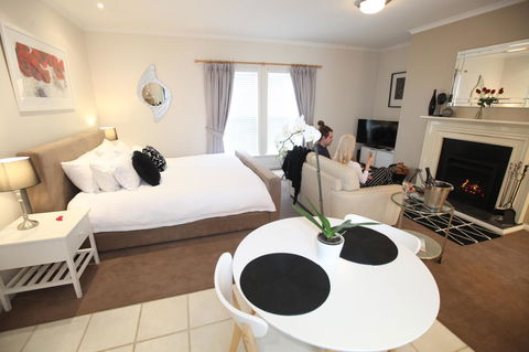 Wine And Roses Bed And Breakfast - Kingaroy Accommodation 10