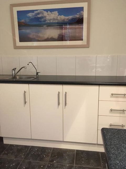 Wine And Roses Bed And Breakfast - Kingaroy Accommodation 40