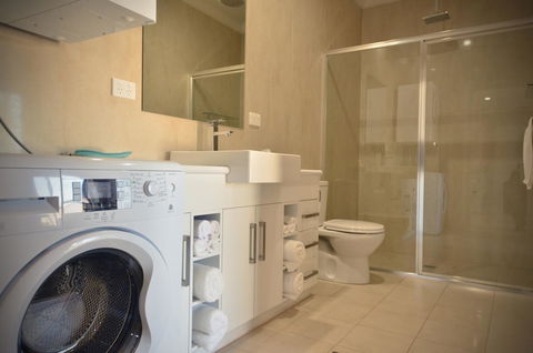 Renmark Holiday Apartments - Kingaroy Accommodation 9