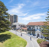 Seawall Apartments - Kingaroy Accommodation